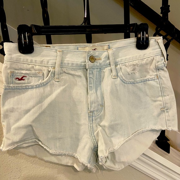 Hollister Jean Shorts - Picture 1 of 2